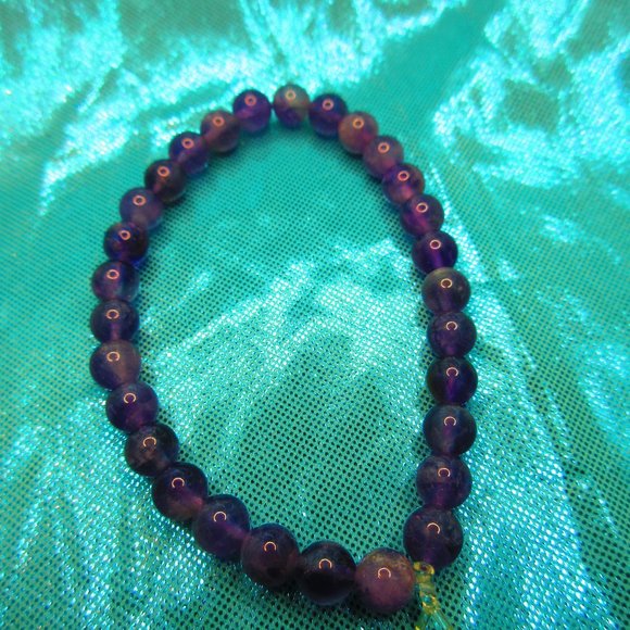 Amethyst 6mm Round 7" Stretchy Gemstone Bracelet - Picture 2 of 3
